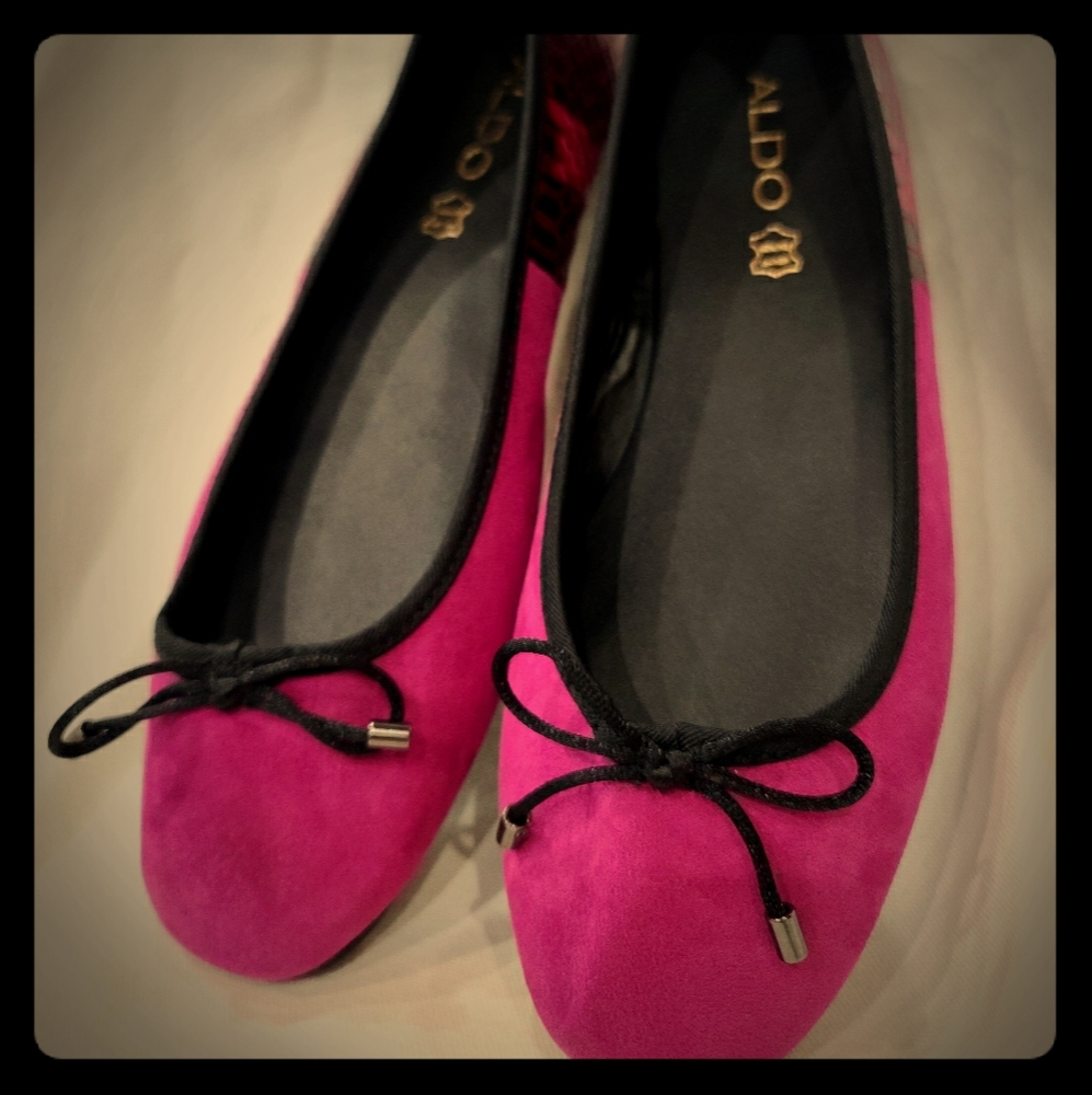 Aldo Flats Size 7 Pink Leather